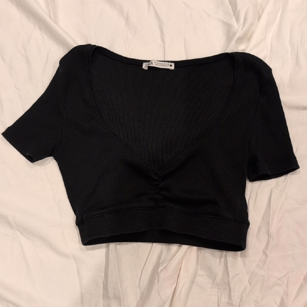 Zara Black Ribbed V-Neck Blouse